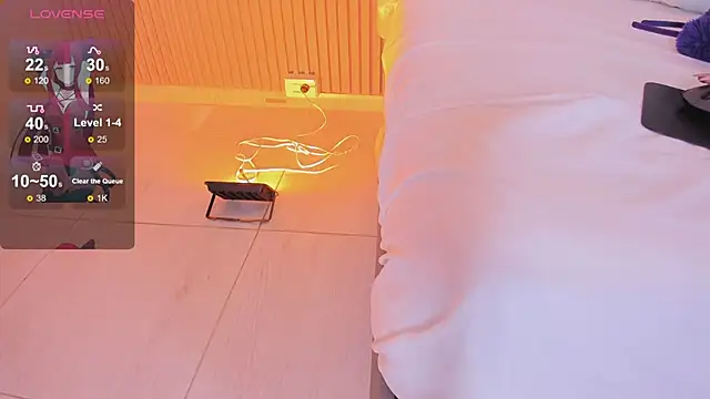 LisaLain webcam