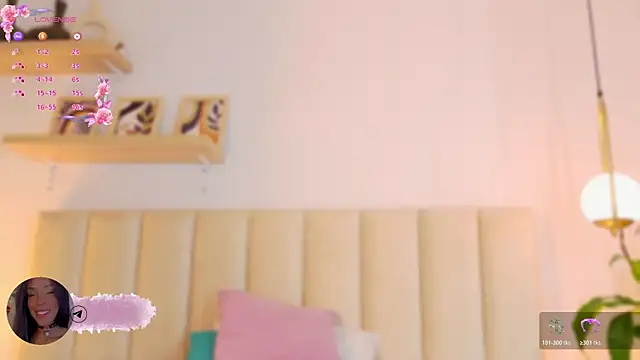 Emely_Deluxe webcam