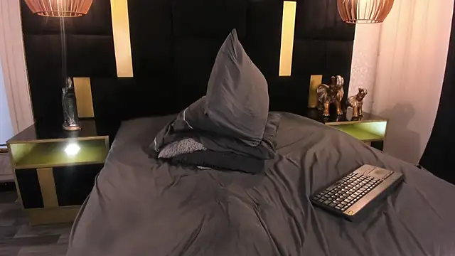lucio__fox (M young) - BUZZ UNTIL CUM 🍑🍑