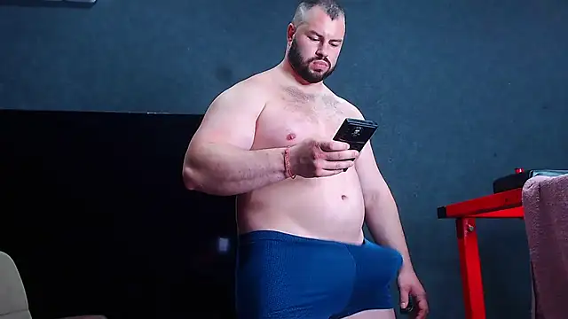 muscularjohnforux (M young) - naked body oil and twerk ass