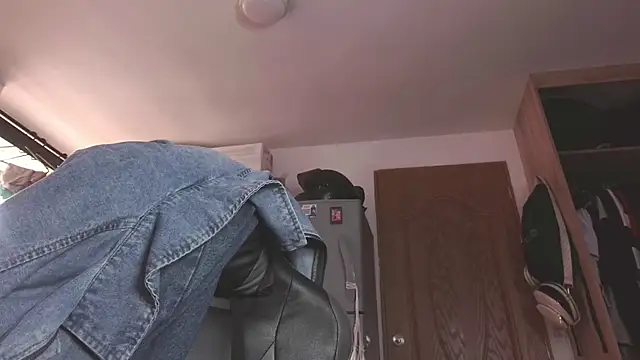 Cutie_Shy_ webcam