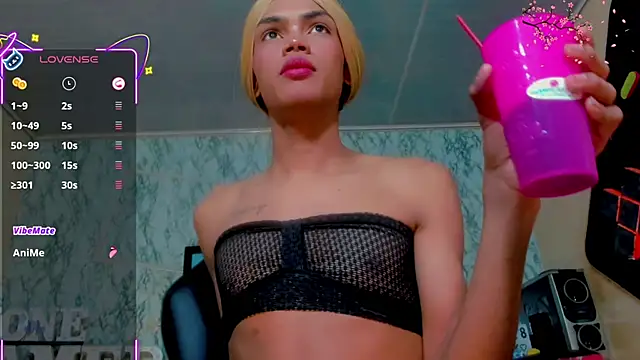 Karol_Vanessa__ webcam