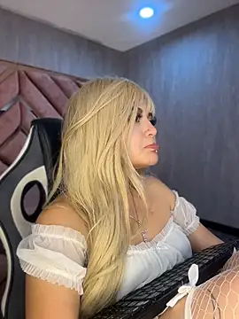 lya_nekko_ webcam