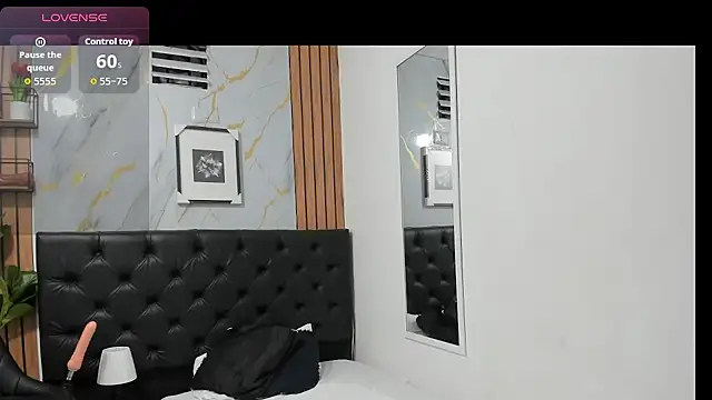 Mariana_Trans_Hot webcam