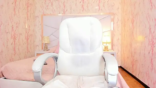 Emily_Whinfre webcam