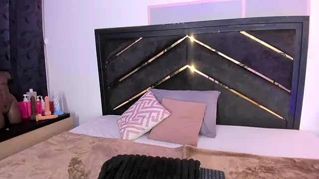 april_jones05 webcam