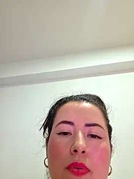 NeredaXxx webcam