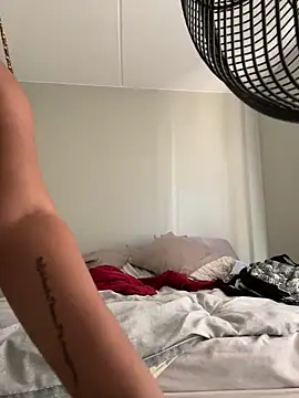STEFFIE_49 webcam