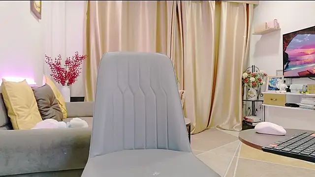 Adriana_Ivy webcam