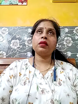 CuteKajal67 webcam