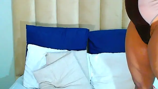 SEXYASSTINAXXX webcam