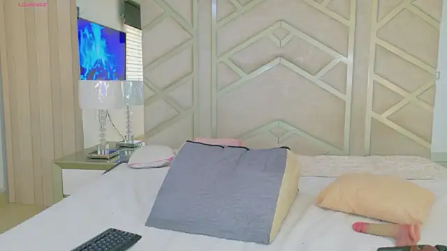 RoseMariee_ webcam