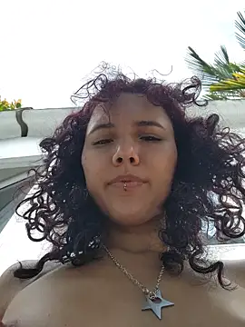 Isabella_Stark webcam