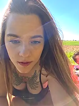 Luna_Lynn webcam