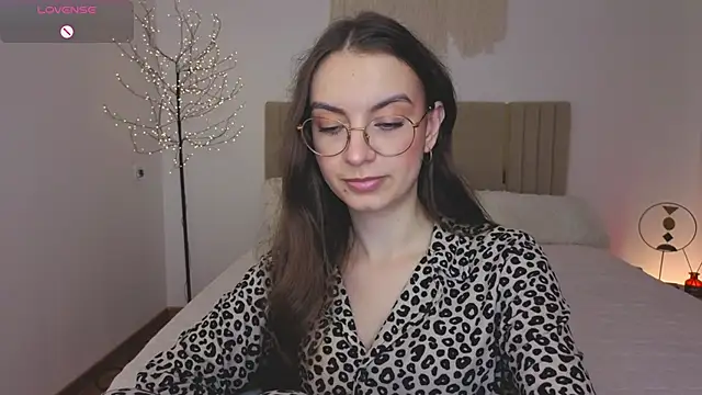 Real_cutie1 webcam