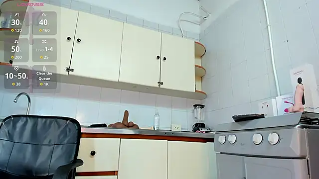 BustyGlow webcam