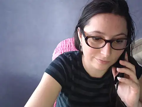 LuckyLisa23 webcam