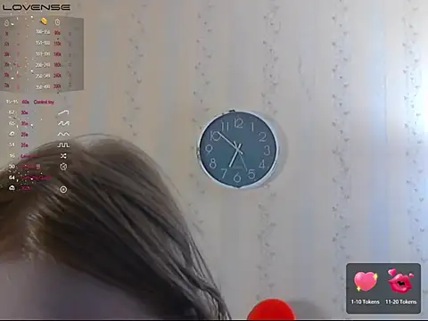 LustfulSarah webcam