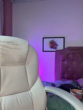 Selenee23 webcam
