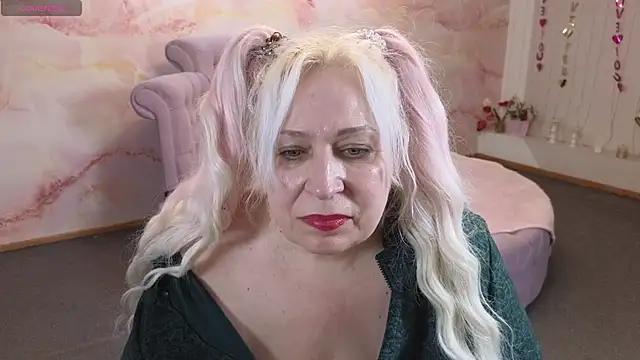 Penelope_Pinky webcam
