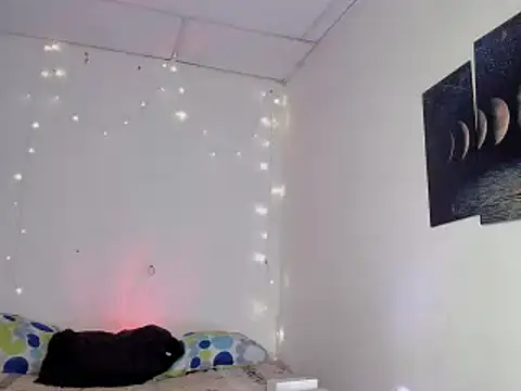 chloe_kisses webcam