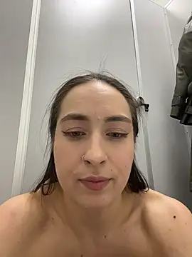 Holly_Play webcam