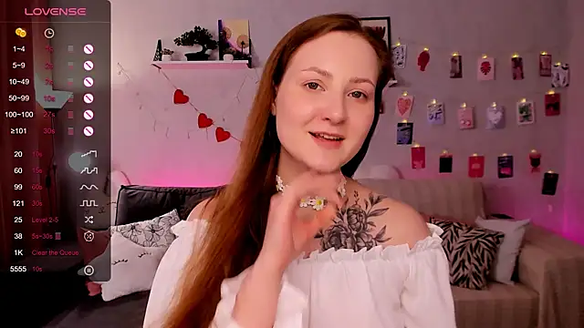 velvet_cherry_ webcam