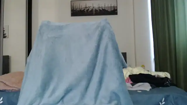 CarlyTheMessy webcam
