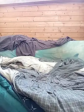 AmnesicEminence webcam