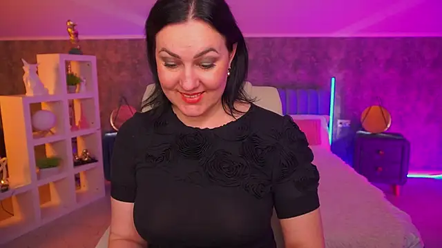 VelvetLuck webcam