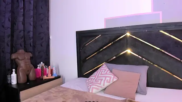 april_jones05 webcam