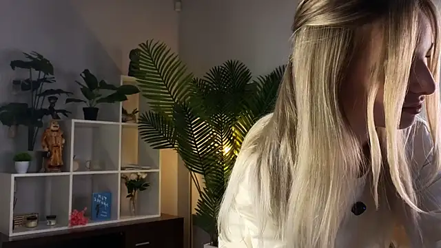 RosannPritchard webcam