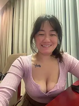 Molly-xiao webcam