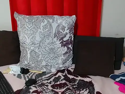 BBWMIDGET webcam