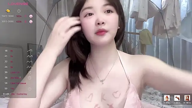 tender-11 webcam