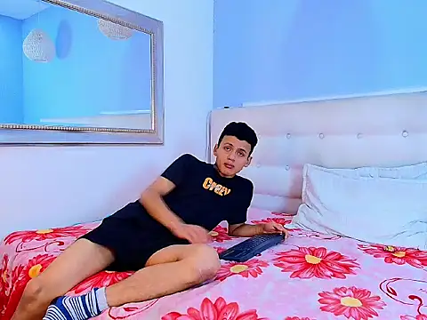 Secret_Pleassure webcam
