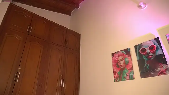 pocahotass_11 webcam
