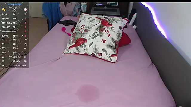 BigBootyAlice webcam