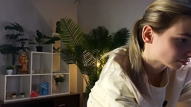 RosannPritchard webcam