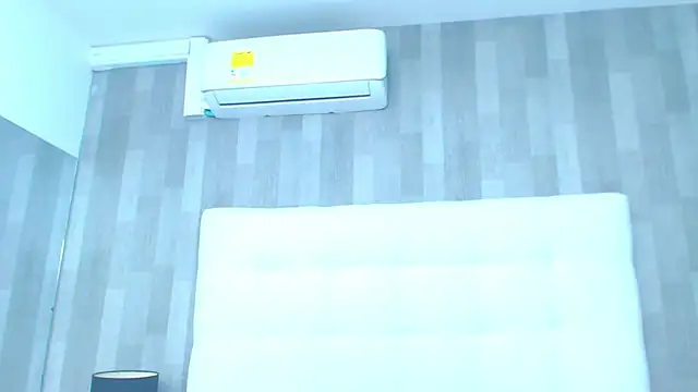 LeahMillerr webcam
