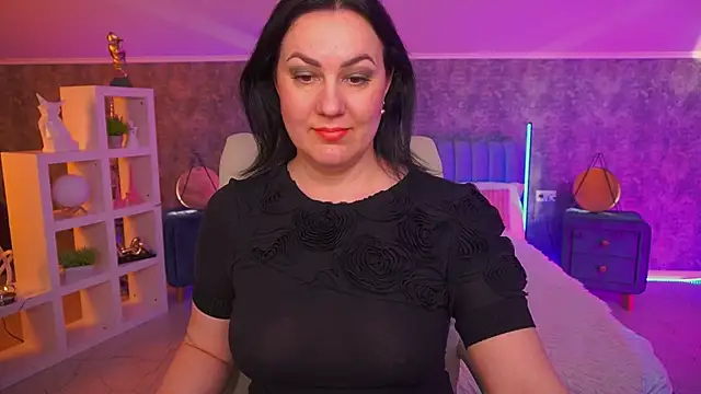 VelvetLuck webcam