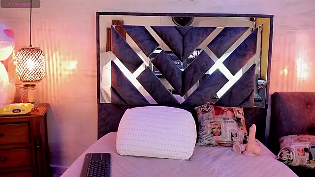 annie_vega17_ webcam