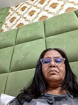 shalini3456 (F mature) - 1000