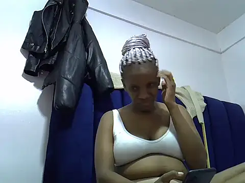 prettybeee webcam