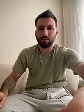 speddy34 (M young) - Take off short