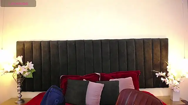 jhos_padill (M twink) - masturbation for 5 minutes