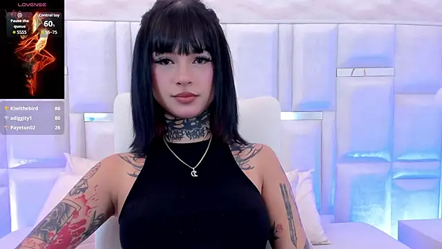 doll__bella