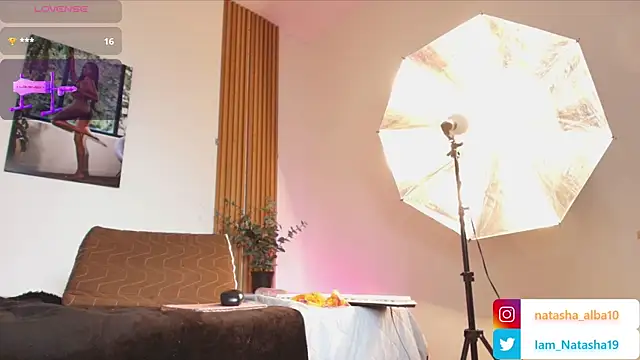 NatashaEgnath webcam