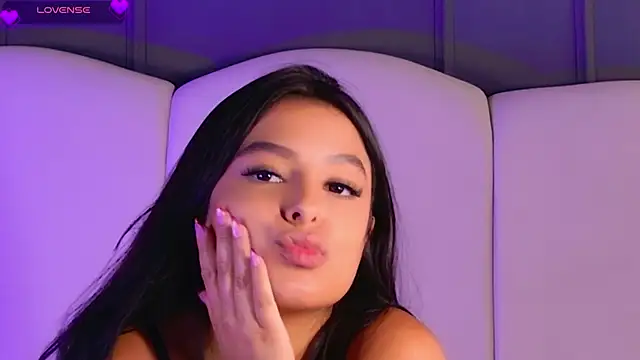BrunaMonroee webcam