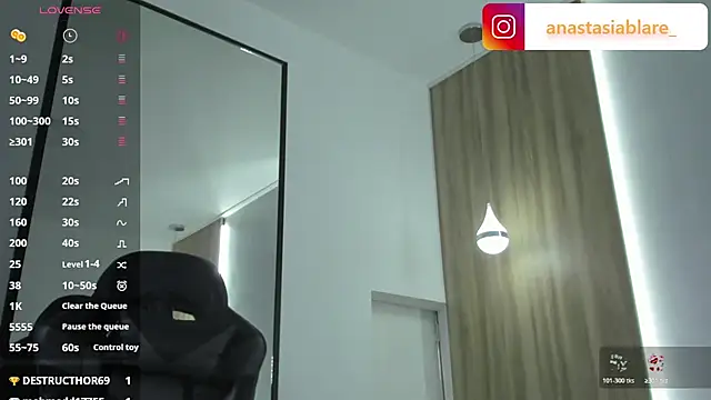 anastasiarouge_ webcam